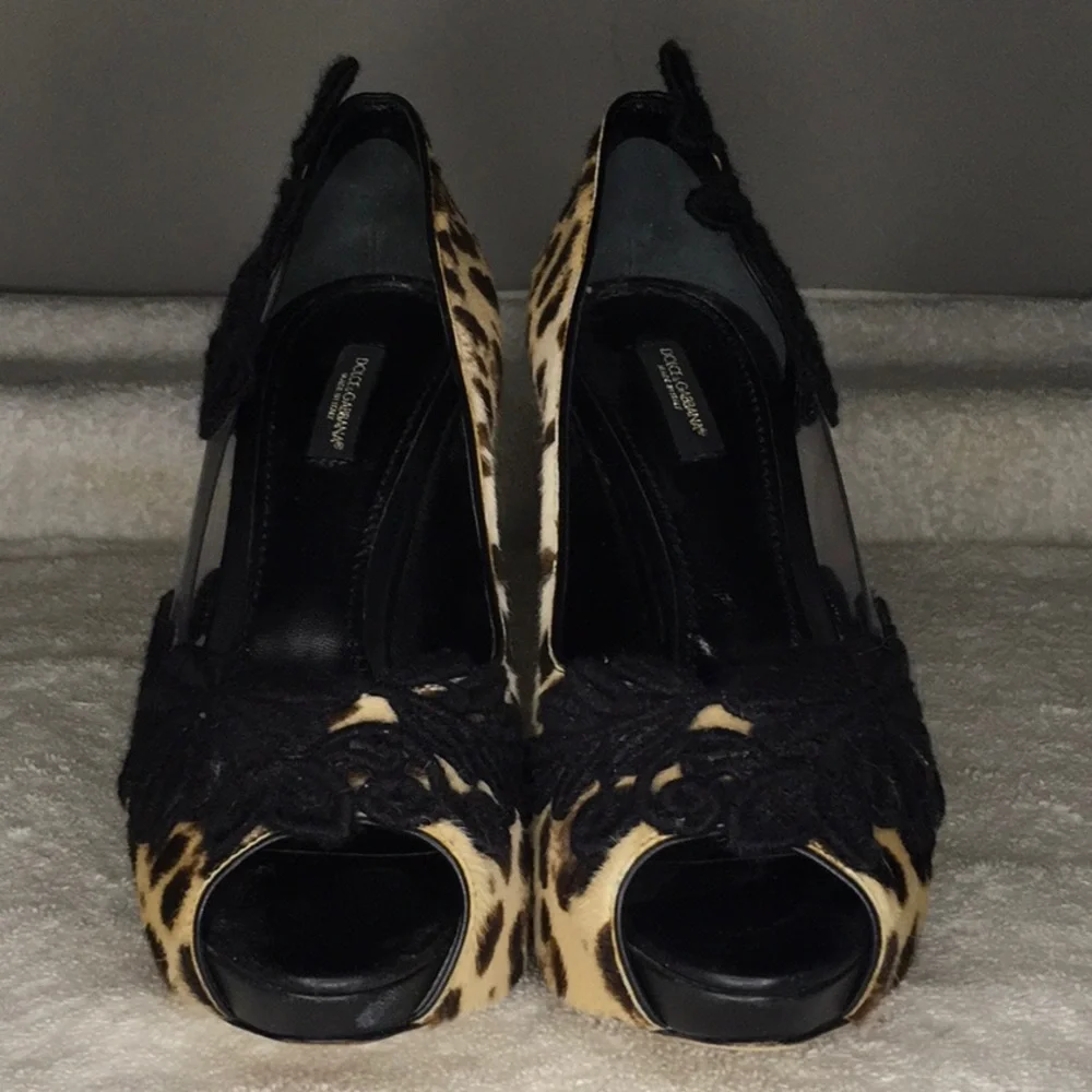 Dolce&Gabbana Pony Hair Leopard Print Heels with Flower Embellishments (EU 39.5) - Picture 2 of 7